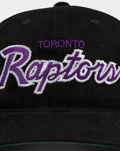 Mitchell & Ness Toronto Raptors Corduroy Script 6-Panel Deadstock Snapback Black