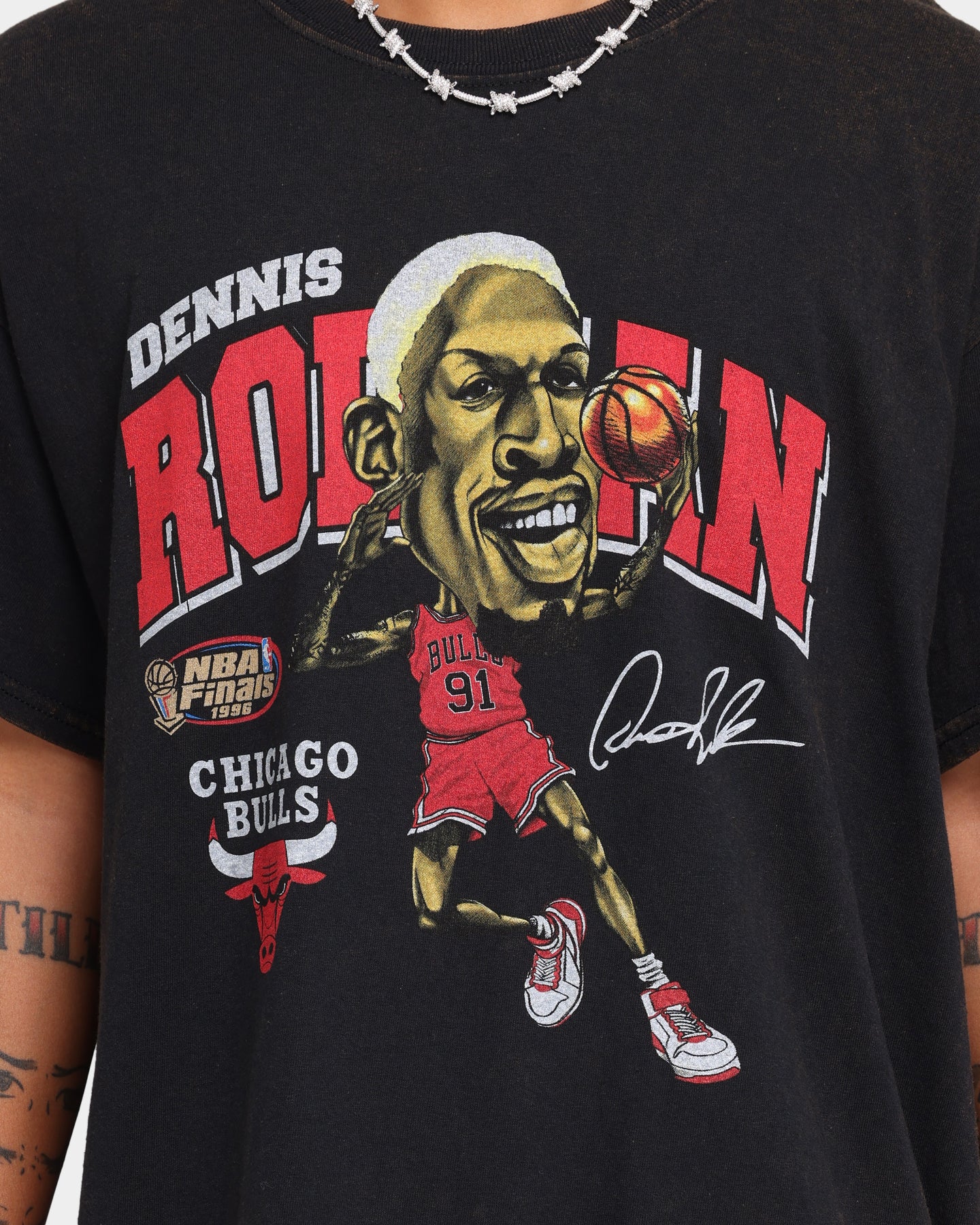 Mitchell & Ness Chicago Bulls Vintage Dennis Rodman Sign Short