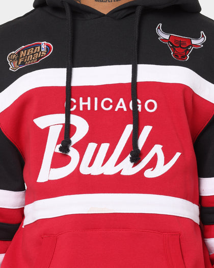 Mitchell & Ness Men's Chicago Bulls Head Coach Hoodie Black