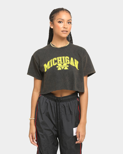 NATIONAL COLLEGIATE ATHLETIC ASSC Michigan Wolverines Vintage Arch Crop Black