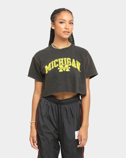 NATIONAL COLLEGIATE ATHLETIC ASSC Michigan Wolverines Vintage Arch Crop Black