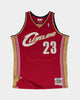 Mitchell & Ness Cleveland Cavaliers LeBron James '03-'04 #23 Swingman Jersey Red