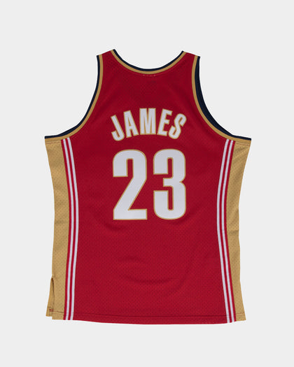 Mitchell & Ness Cleveland Cavaliers LeBron James '03-'04 #23 Swingman Jersey Red
