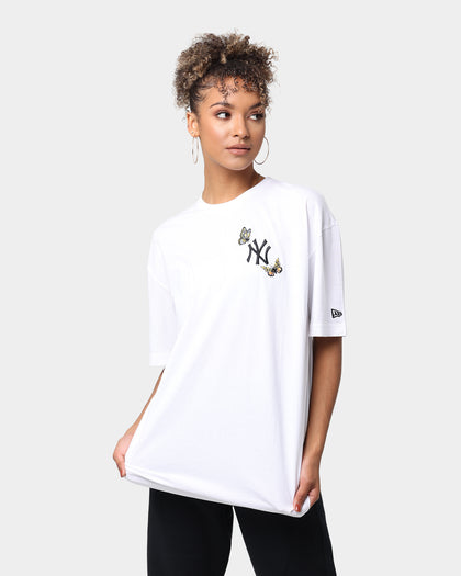New Era New York Yankees Butterfly Oversized T-Shirt White