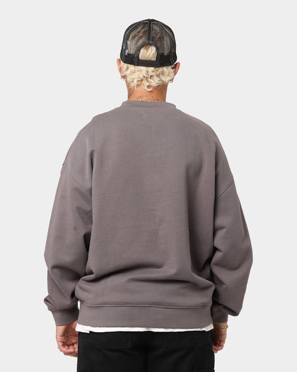 Loiter Metal Badge Crewneck Vintage Black