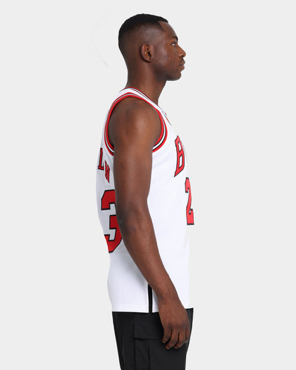 Mitchell & Ness Chicago Bulls Michael Jordan #23 Authentic NBA Jersey White