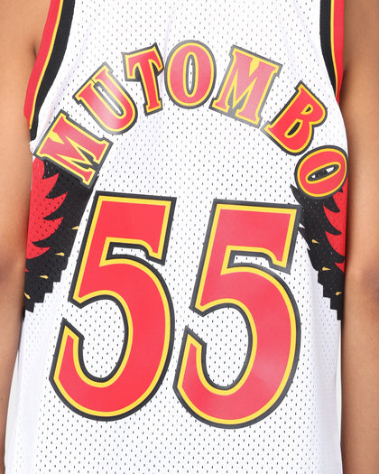 Mitchell & Ness Atlanta Hawks Dikembe Mutombo '96-'97 NBA Swingman Jersey White