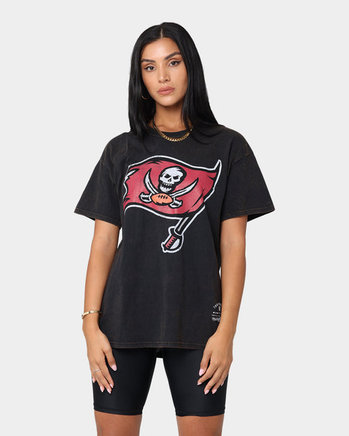 Mitchell and Ness Tampa Bay Buccaneers Oversized Extra Large Logo T-Shirt Vintage Black
