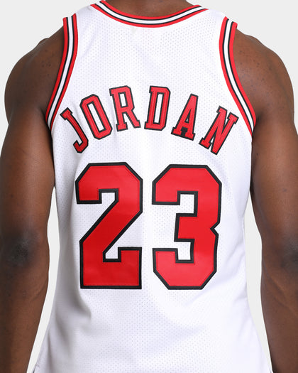 Mitchell & Ness Chicago Bulls Michael Jordan '95-'96 Finals Authentic Jersey White