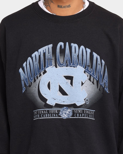 NATIONAL COLLEGIATE ATHLETIC ASSC UNC Final Four Vintage Crew Vintage Black
