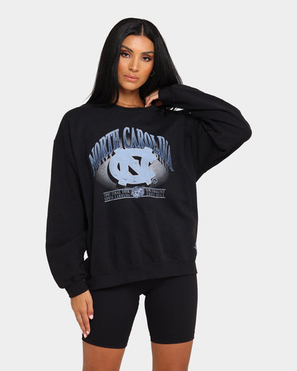 NATIONAL COLLEGIATE ATHLETIC ASSC UNC Final Four Vintage Crew Vintage Black
