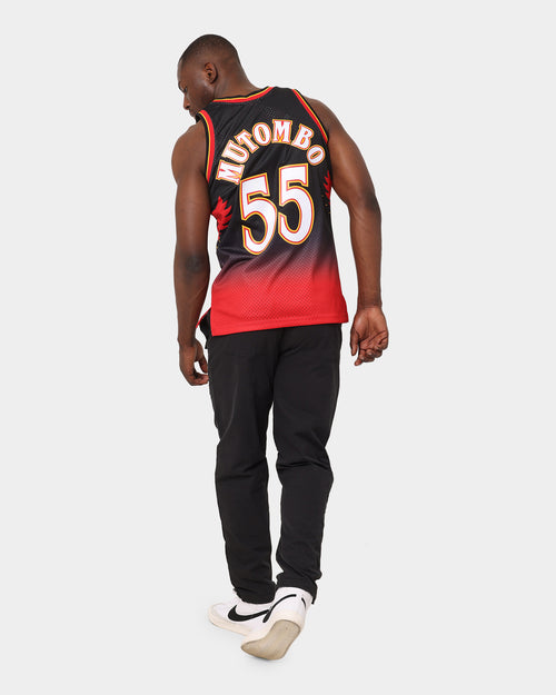 Mitchell & Ness Atlanta Hawks Dikembe Mutombo #55 '96-'97 Swingman Jersey Scarlet