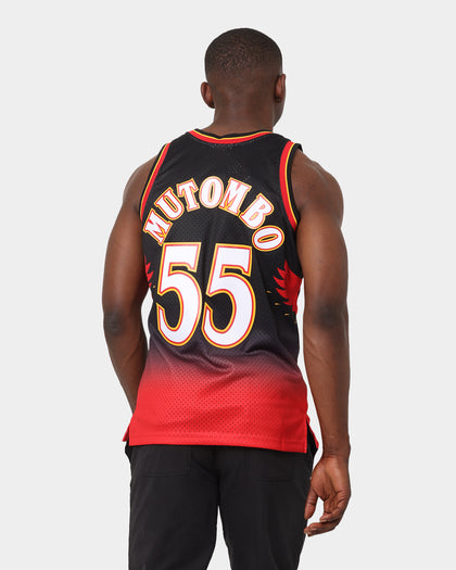 Mitchell & Ness Atlanta Hawks Dikembe Mutombo #55 '96-'97 Swingman Jersey Scarlet