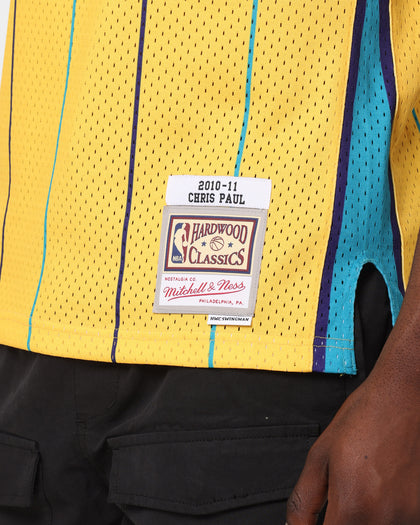 Mitchell & Ness New Orleans Hornets Chris Paul #3 '10-'11 Swingman Jersey Yellow