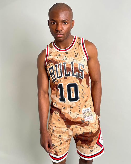 Mitchell & Ness Chicago Bulls B. J. Armstrong #10 '90-'91 Camo Ref Jersey Sand Camo