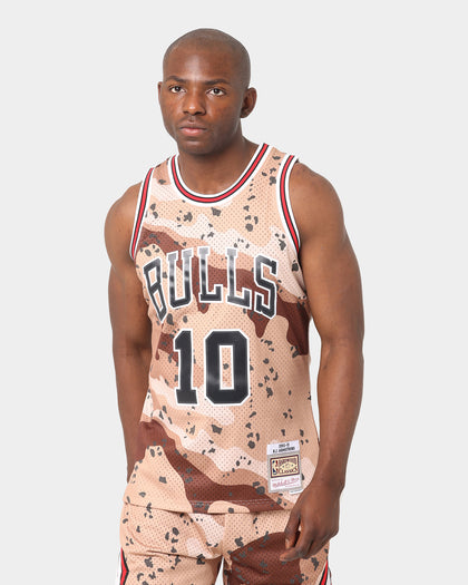 Mitchell & Ness Chicago Bulls B. J. Armstrong #10 '90-'91 Camo Ref Jersey Sand Camo