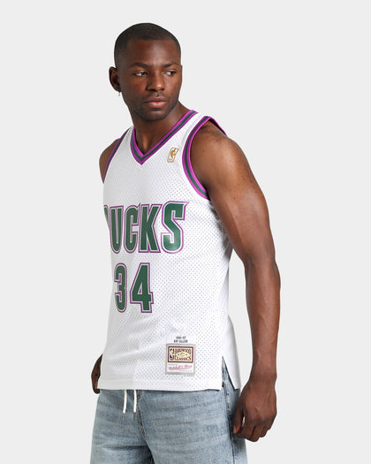 Mitchell & Ness Milwaukee Bucks Ray Allen #34 '96-'97 Swingman Jersey White