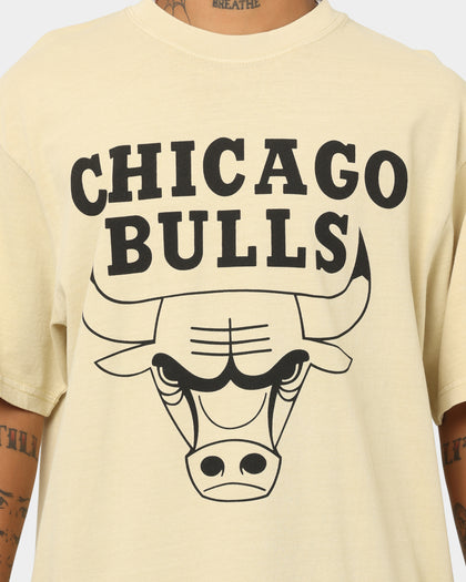 Mitchell & Ness Chicago Bulls Desert Sand Stencil T-Shirt Desert Sand