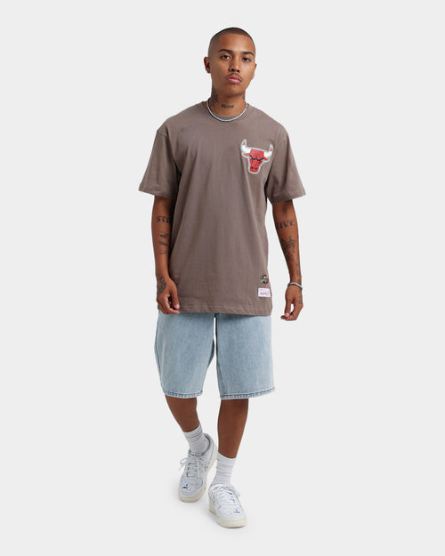 Mitchell & Ness Chicago Bulls Tonal Logo T-Shirt Walnut