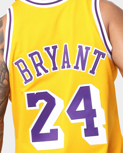Mitchell & Ness Los Angeles Lakers Kobe Bryant #24 '07-'08 Authentic Jersey Yellow