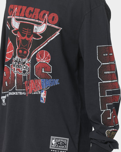 Mitchell & Ness Chicago Bulls Fantastic Long Sleeve T-Shirt Faded Black