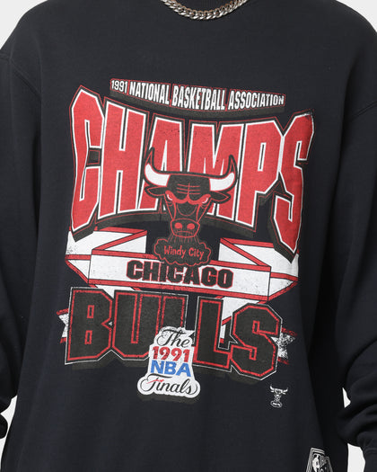 Mitchell & Ness Chicago Bulls Vintage Champion Crewneck Faded Black