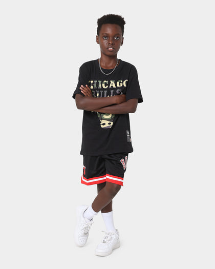 NBA Kids' Chicago Bulls Camo Team Logo T-Shirt Black