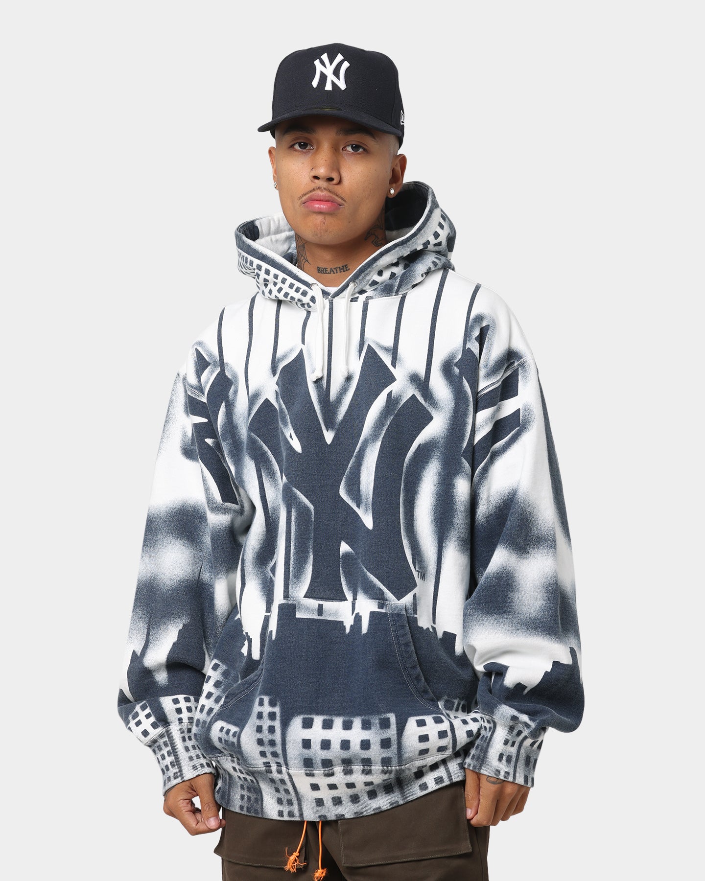 Supreme New York Yankees Airbrush Hood Sweatshirt White