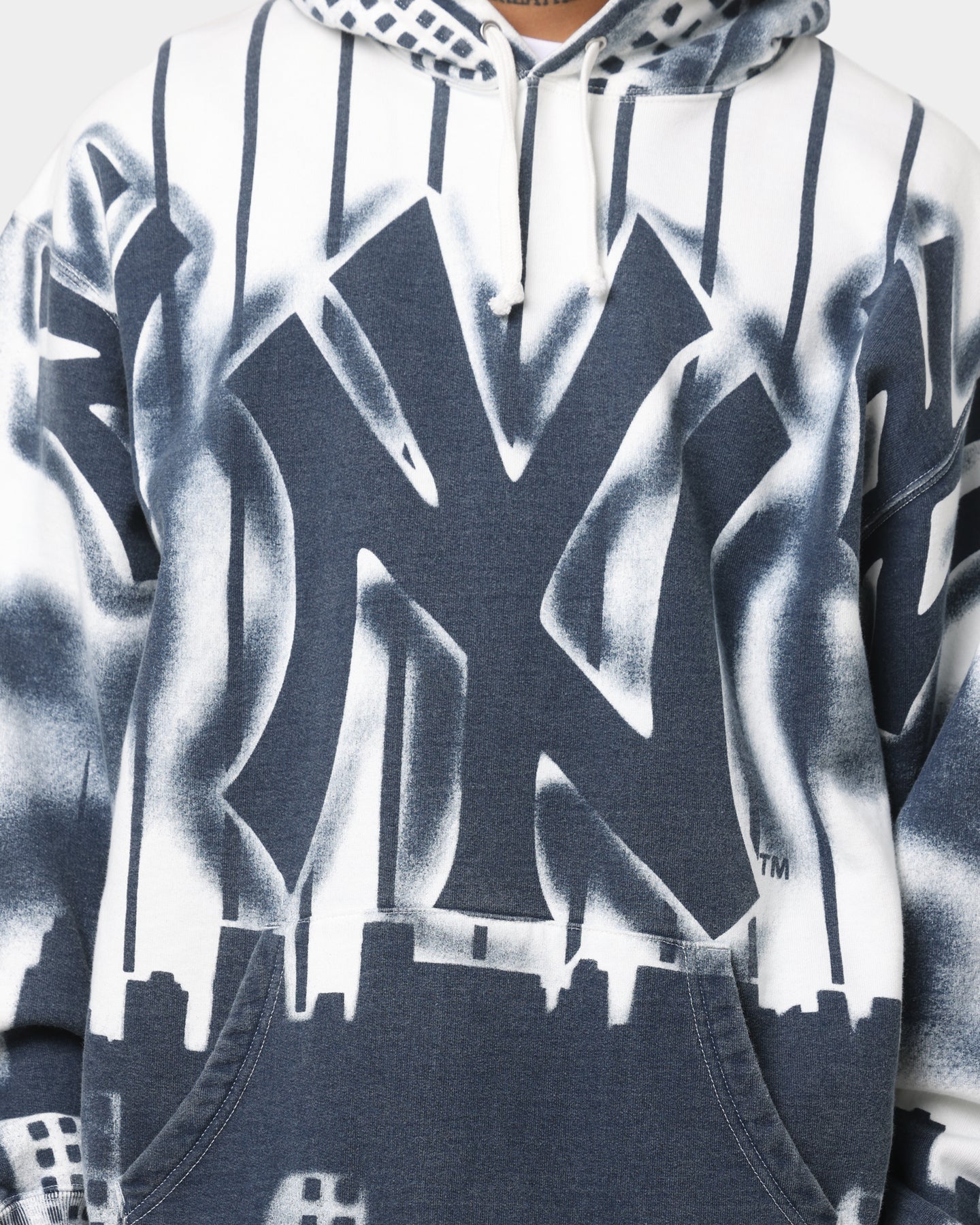 Supreme New York Yankees Airbrush Hood Sweatshirt White