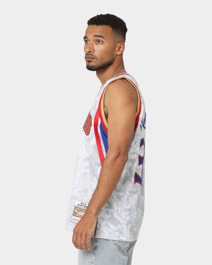 Mitchell & Ness Philadelphia 76ers Allen Iverson #3 CNY 4.0 Swingman Jersey White