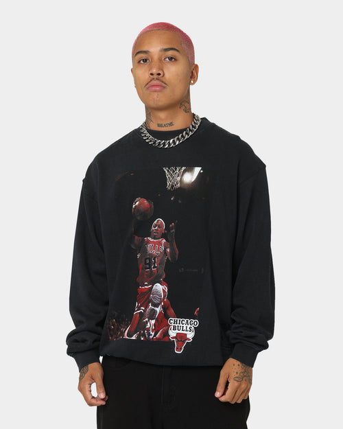 Mitchell & Ness Chicago Bulls Dennis Rodman Photo Bomb Crewneck Faded Black