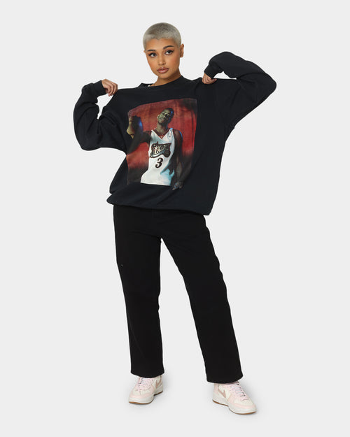Mitchell & Ness Philadelphia 76ers Allen Iverson Photo Bomb Crewneck Faded Black