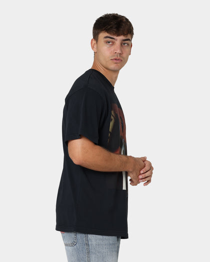 Mitchell & Ness Philadelphia 76ers Allen Iverson Photo Bomb Vintage T-Shirt Faded Black