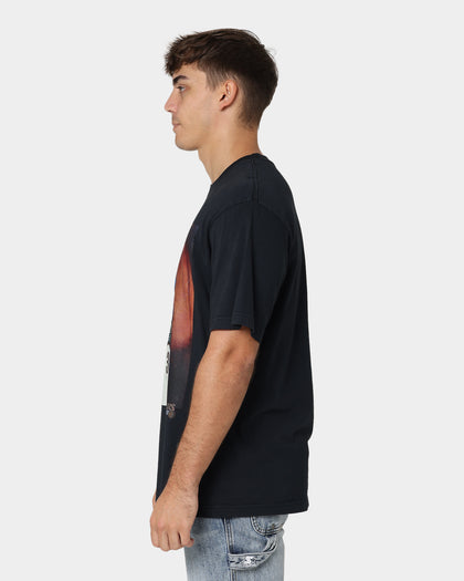 Mitchell & Ness Philadelphia 76ers Allen Iverson Photo Bomb Vintage T-Shirt Faded Black