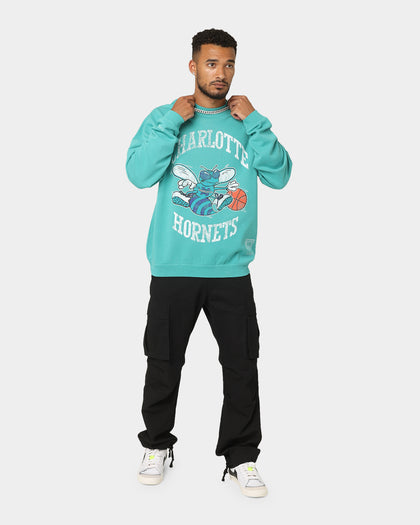Mitchell & Ness Charlotte Hornets Vintage Crewneck Faded Teal