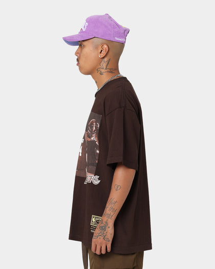 Mitchell & Ness Los Angeles Lakers Shaq Photo T-Shirt Baroque Brown