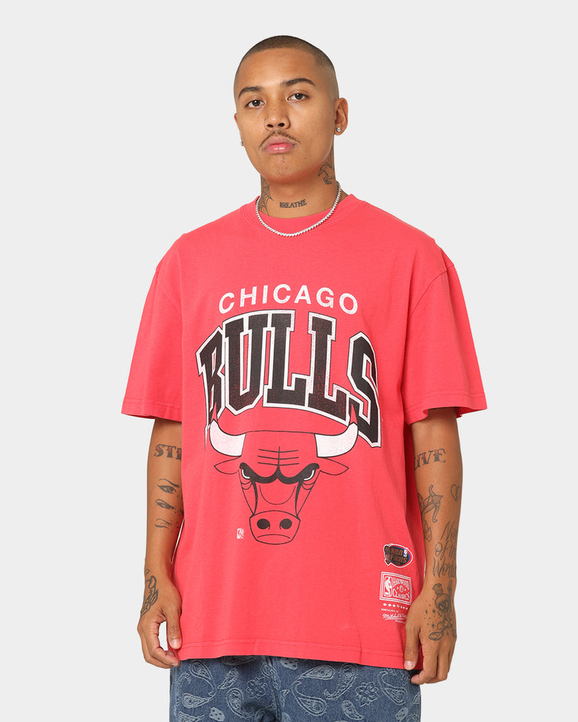 Mitchell & Ness Chicago Bulls XL Arch Vintage T-Shirt Faded Red ...