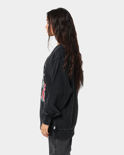 Carre Skull & Rose Vintage Crewneck Washed Black