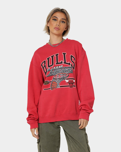 Mitchell & Ness Chicago Bulls Hoop Crewneck Faded Red
