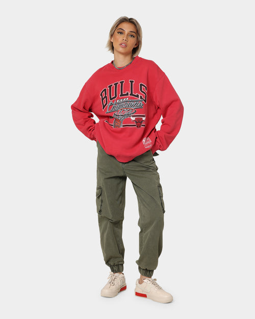 Mitchell & Ness Chicago Bulls Hoop Crewneck Faded Red