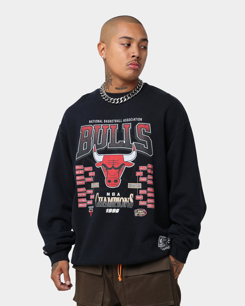 Mitchell & Ness Chicago Bulls Road to Victory Crewneck Faded Black
