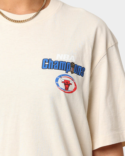 Mitchell & Ness Chicago Bulls Tradition T-Shirt Khaki