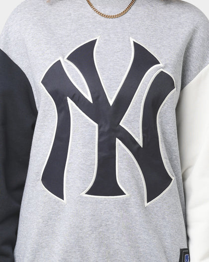 Majestic Athletic New York Yankees All Team Champs Crewneck True Navy/Grey