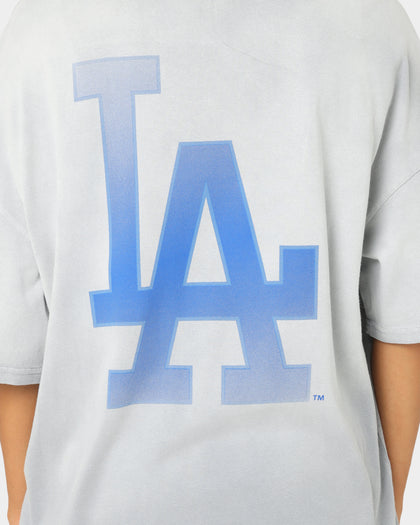 Majestic Athletic Los Angeles Dodgers Solarised Oversized T-Shirt Warm Grey