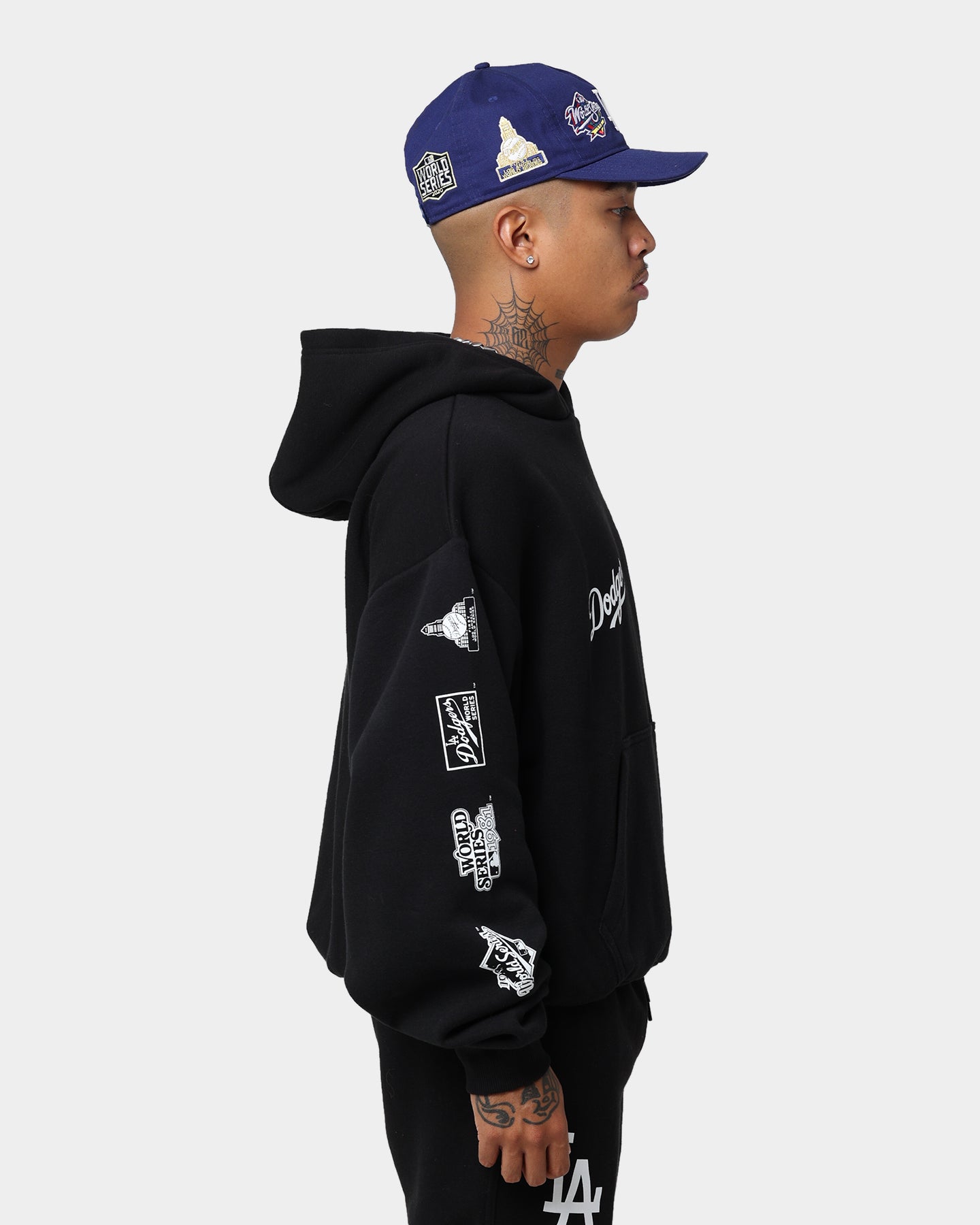 【US限定】NEW ERA MLB Los Angeles Dodgers Oversized Hoodie New Era Los Angeles Dodgers Oversized Hoodie Black/White