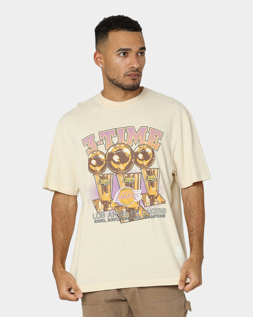 Mitchell & Ness Los Angeles Lakers 3-Peat Champs T-Shirt Khaki