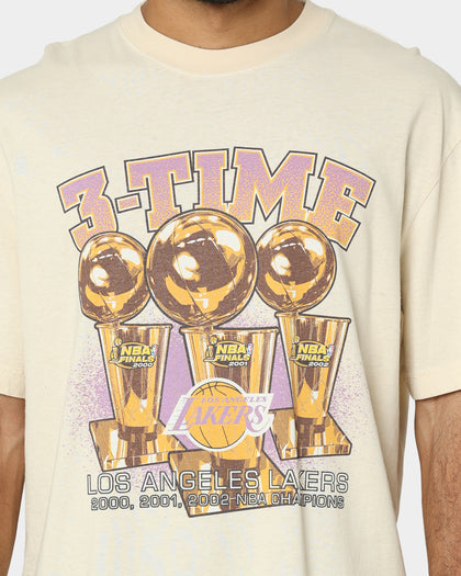 Mitchell & Ness Los Angeles Lakers 3-Peat Champs T-Shirt Khaki