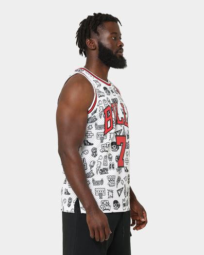 Mitchell & Ness Chicago Bulls Toni Kukoč #7 1997-1998 Doodle Swingman Jersey White