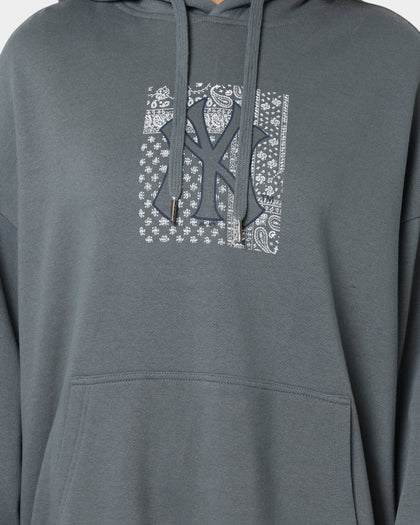 Majestic Athletic New York Yankees Bandana Paisley Wordmark Hoodie True Navy
