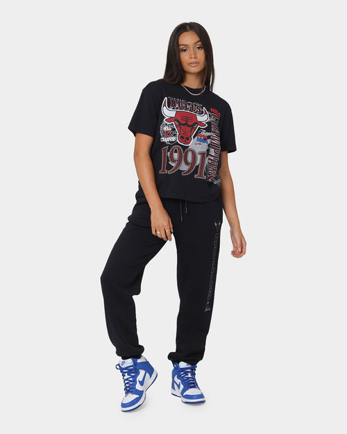 Mitchell & Ness Women's Chicago Bulls Vintage '91 Finals T-Shirt Faded Black